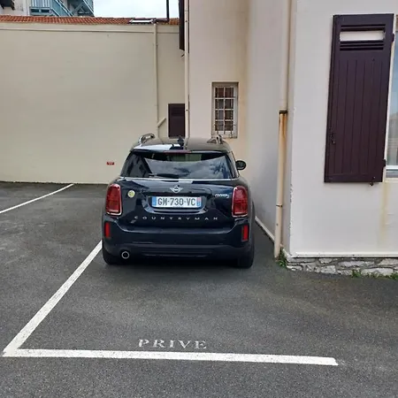 Centre - Spacieux - Calme - Chic Et Cosy - Parking 公寓